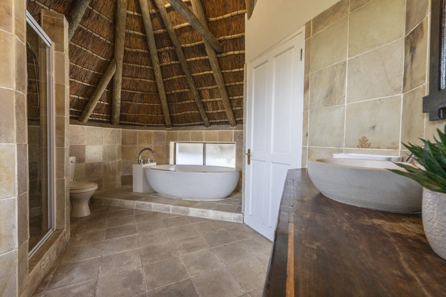 5 Bedroom Property for Sale in St Francis Bay Village Eastern Cape